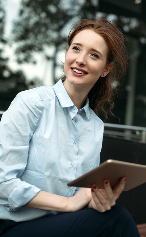 Team-Ponyo_0005_portrait-of-a-successful-business-woman-smiling-Q7LG5HA.jpg